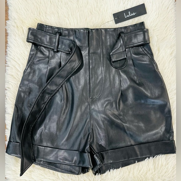 Lulus Black Vegan Leather Paperbag Waist Shorts – Brand New w/ Tag, Size S - Picture 3 of 11